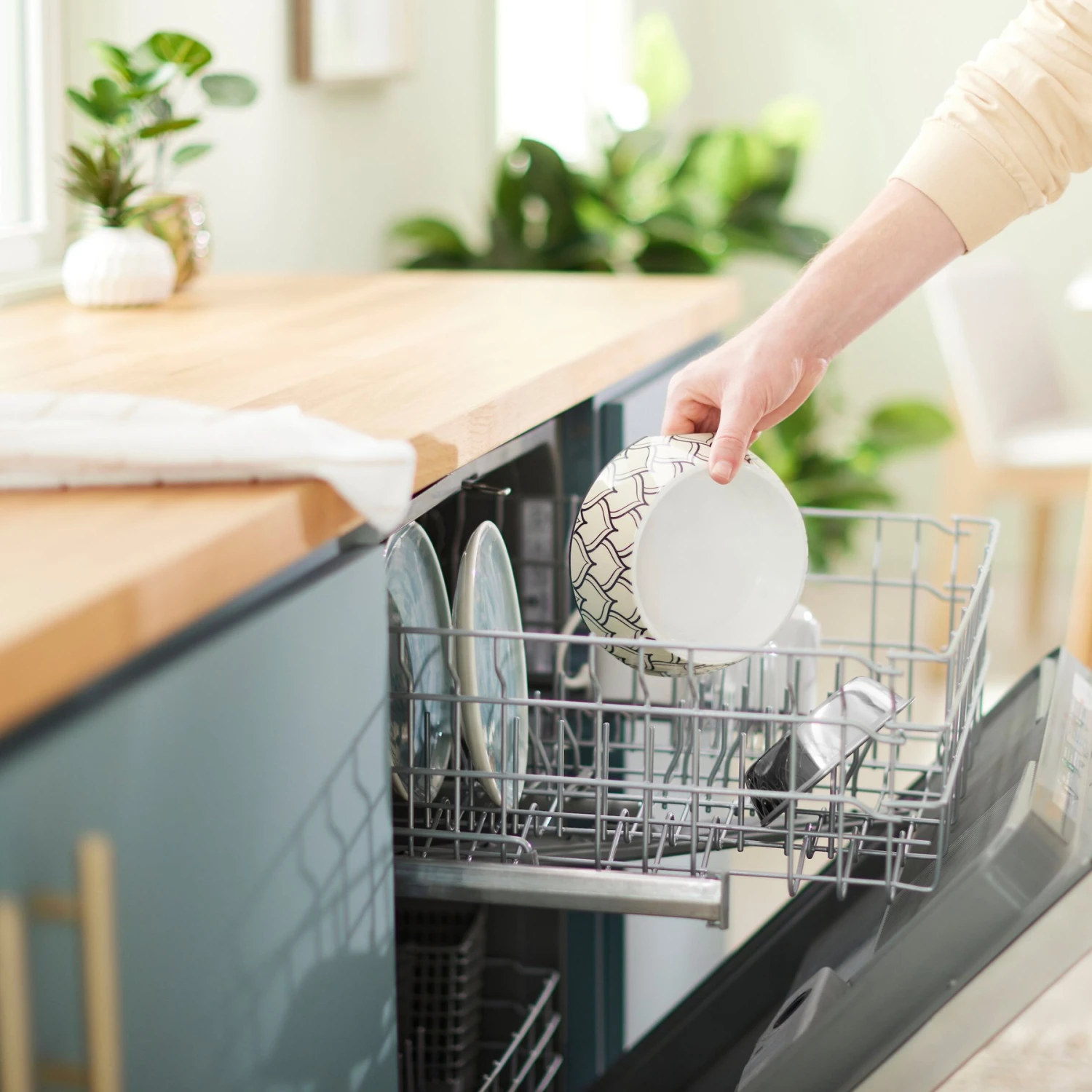 Frisco Moroccan Design Stainless Steel Dog & Cat Bowl - Image 8